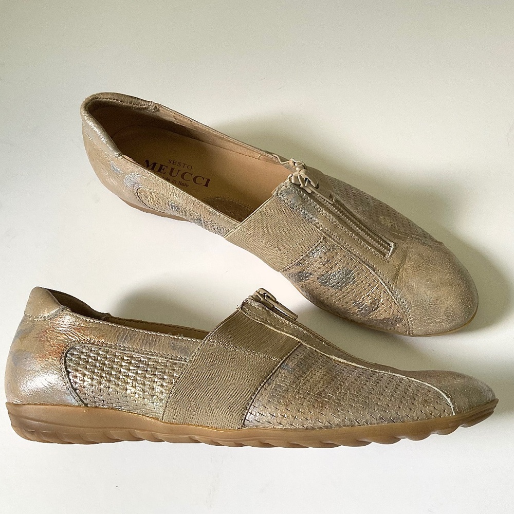 Sesto Meucci Bardon Platino Arrack Leather Gold Flats Made in Italy Size 9